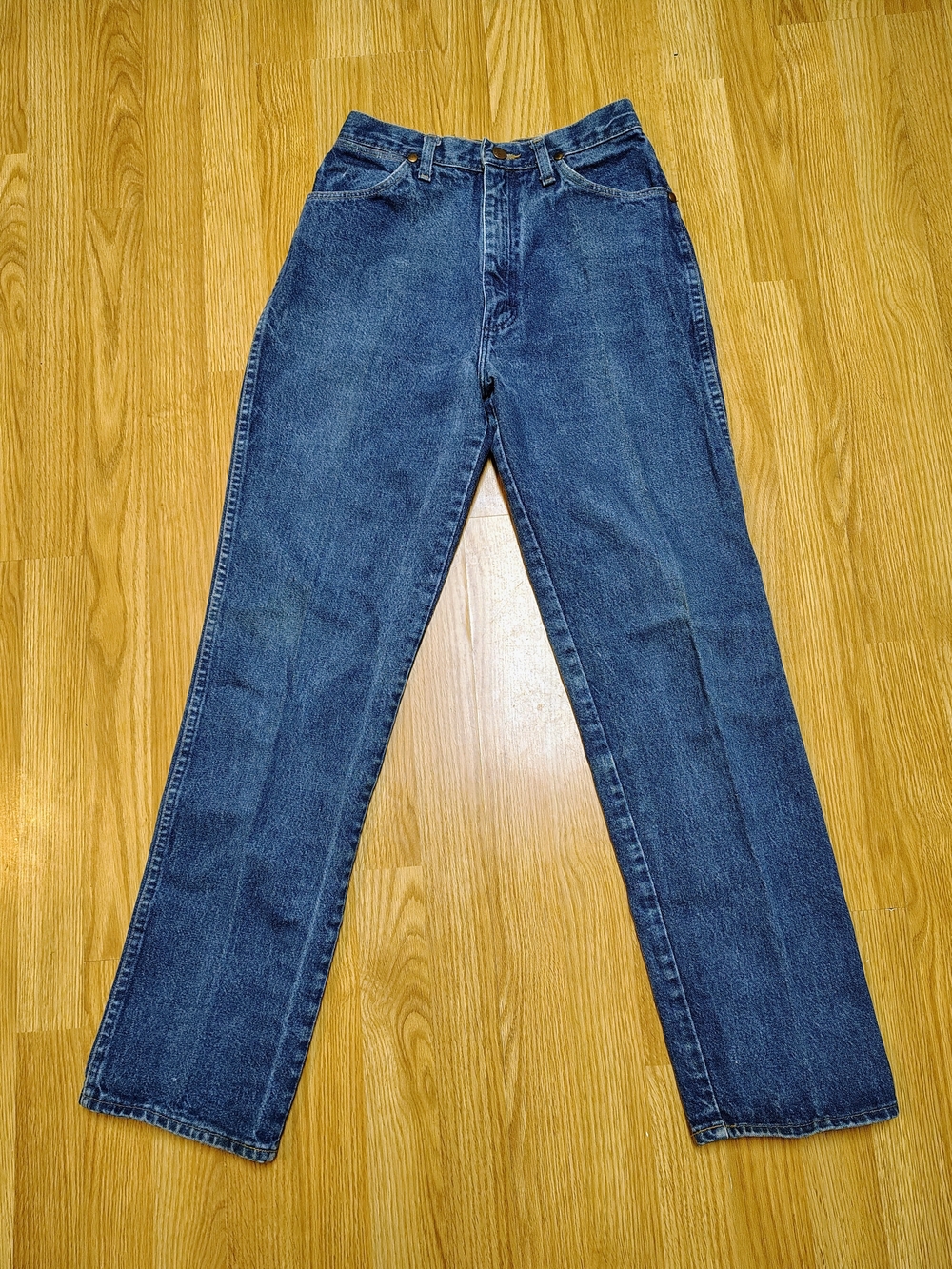 Vintage 90's Wrangler High Waisted Dark Blue Woman's Denim Jeans 10by32